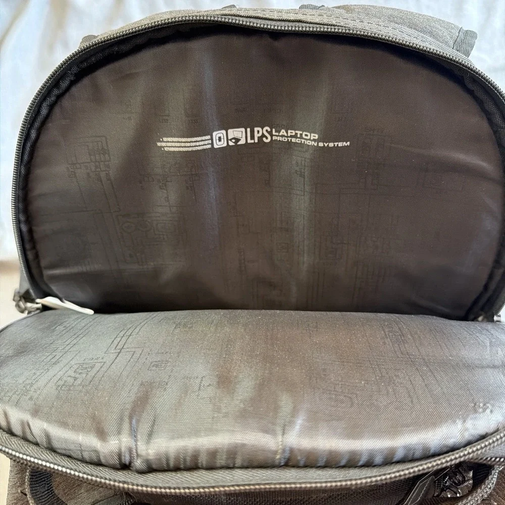 OGIO Prospect Tech Vault Airflow Laptop Backpack Charcoal Black Red Excellent